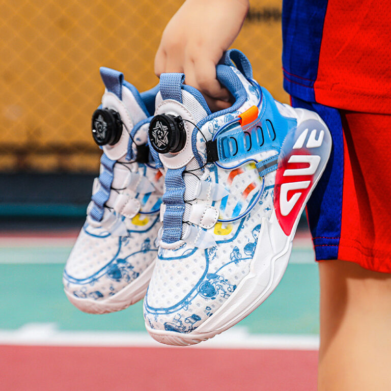 Chaussures de sport en maille