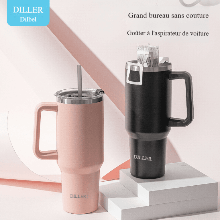 Tasse froide avec paille