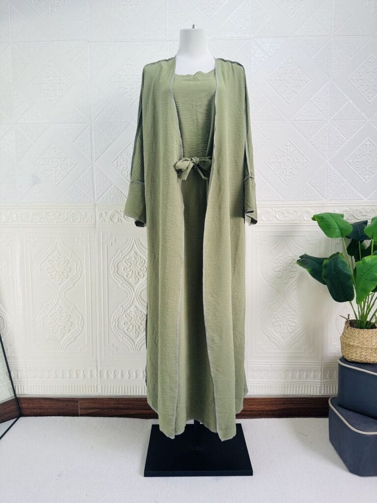 Cardigan pour femmes avec robe