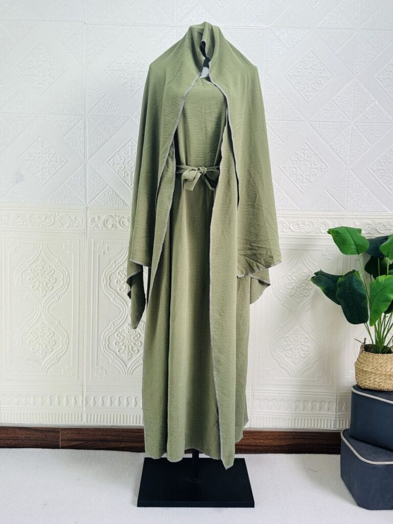 Cardigan pour femmes avec robe