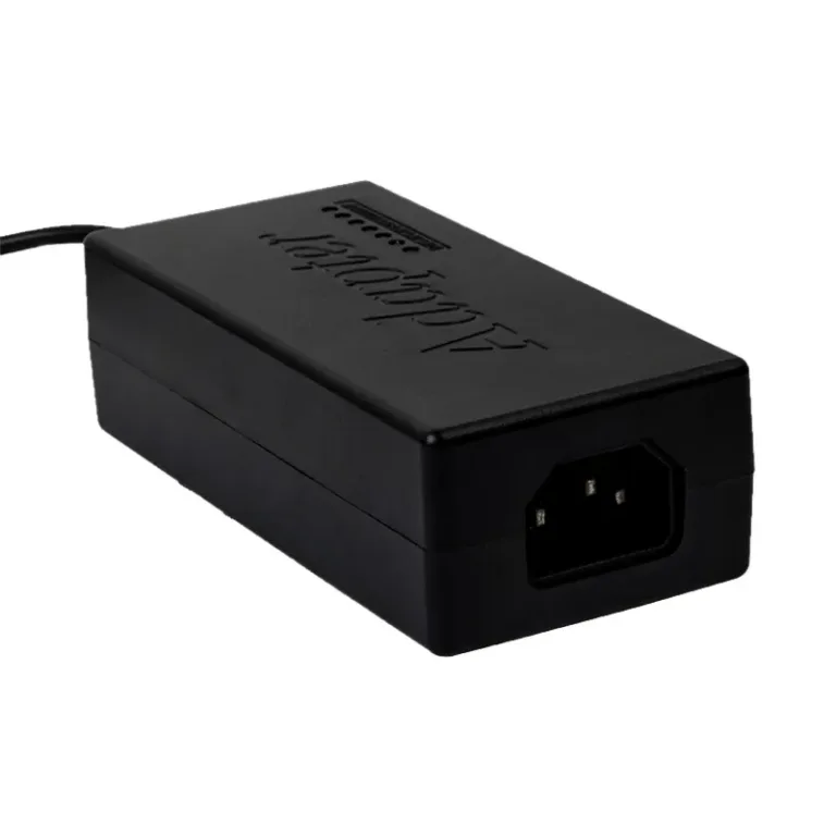 Chargeur multifonction coudé 24V4A8 96W