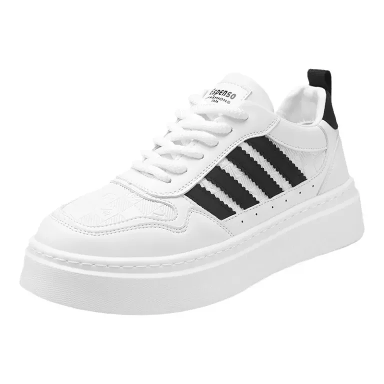Chaussures blanches décontractées pour hommes à la mode