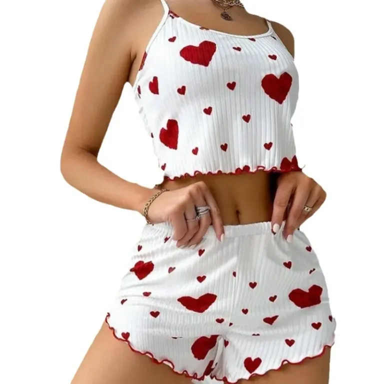 Nouveaux pyjamas à rayures tricotées pour femmes