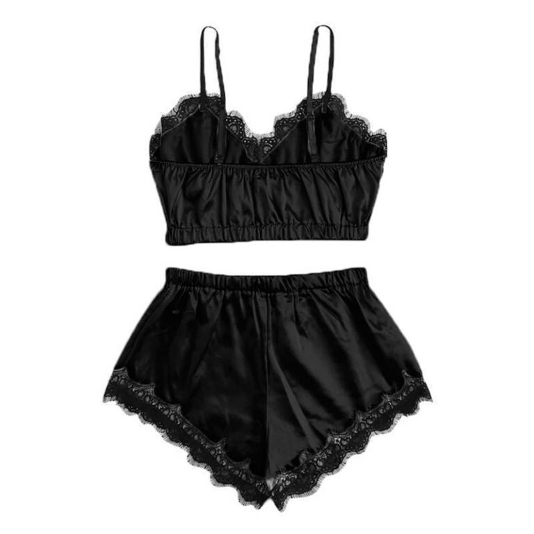 Ensemble de culottes en dentelle
