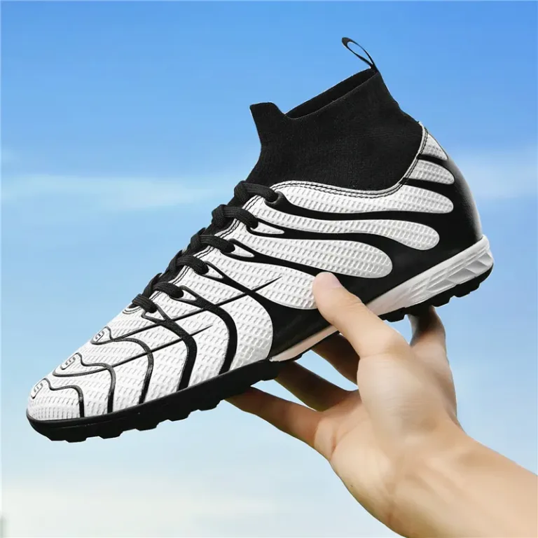 Chaussures de football pour enfants et adultes